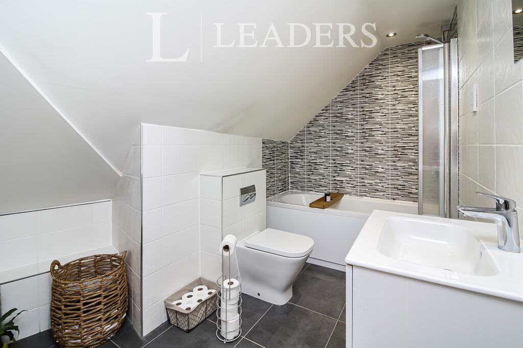 Additional image 8 of High Street, Bromsgrove, B61