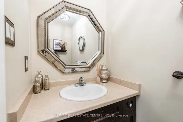 Additional image 32 of 45 Seabreeze Cres Unit 10