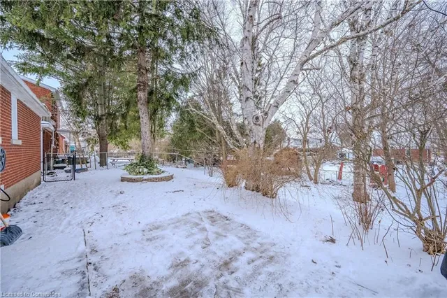 Additional image 45 of 586 Weber St