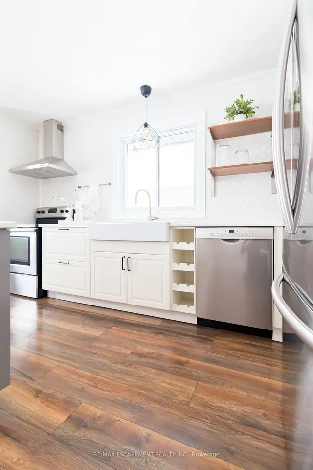 Additional image 13 of 374 East 16th St