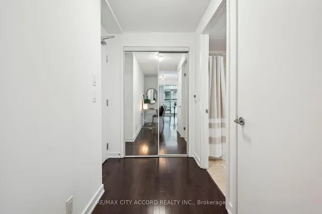 Additional image 3 of 14 York St Unit 3511