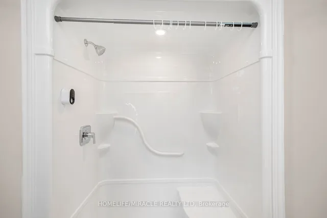 Additional image 28 of 575 Woodward Ave Unit 89