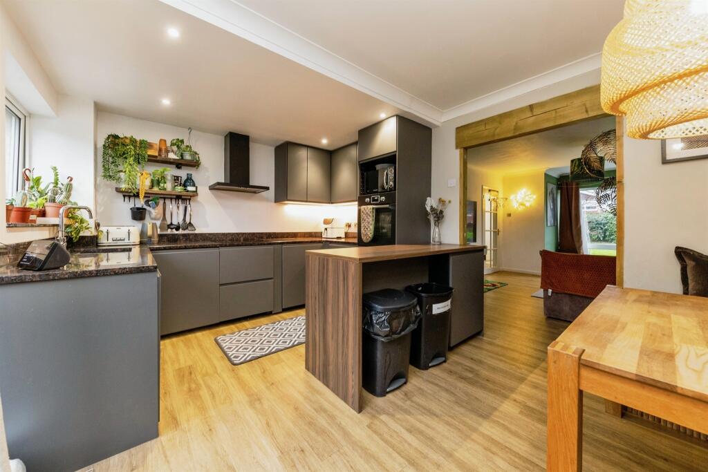 Additional image 2 of Park Meadow, Hatfield