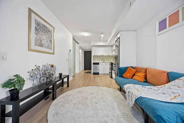 Additional image 10 of 87 Peter St Unit 701