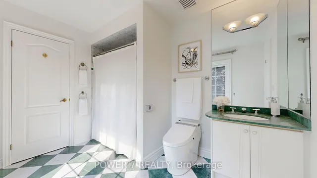 Additional image 22 of 72 Aldershot Cres