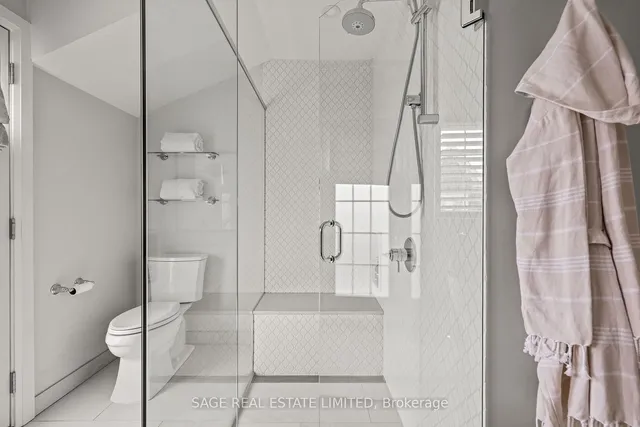 Additional image 28 of 113 The Queensway Unit TH62