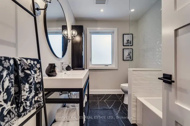 Additional image 38 of 58 Palm Dr