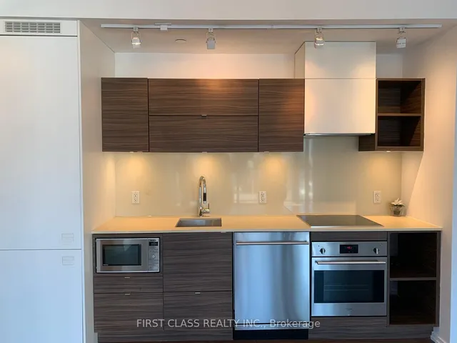 Additional image 5 of 125 Peter St Unit 1308