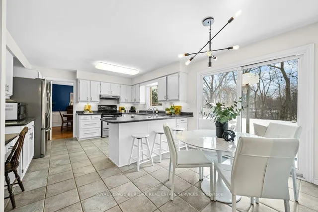 Additional image 15 of 365 Shoreacres Rd