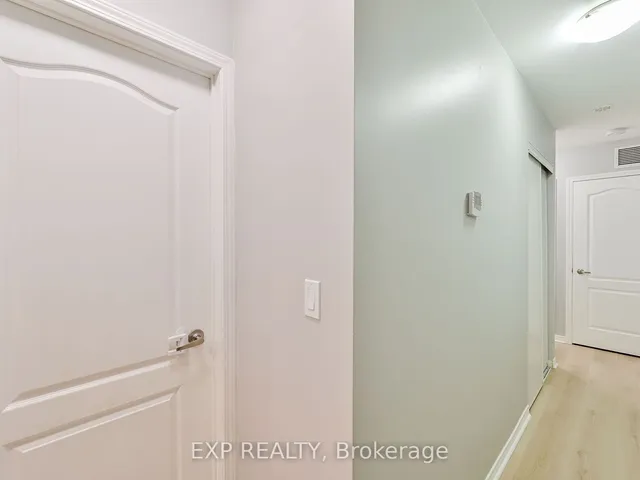 Additional image 19 of 68 Winston Park Blvd Unit 8
