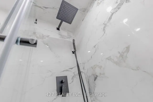 Additional image 27 of 42 Courtleigh Sq