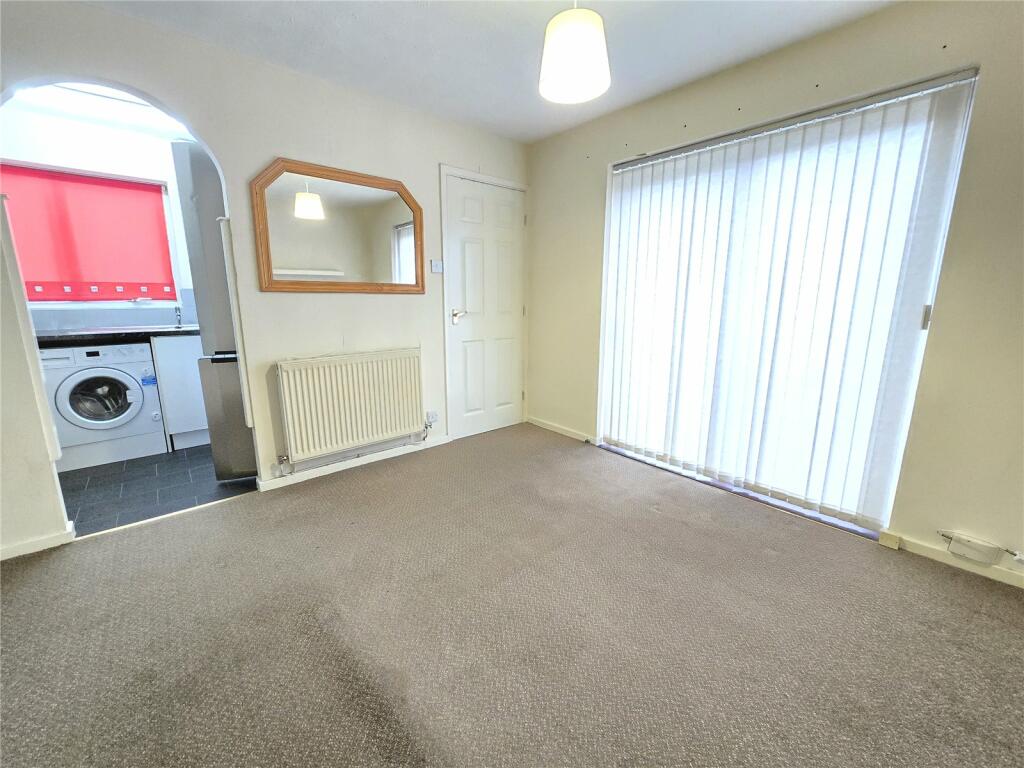 Additional image 4 of Lawrence Court, Tamworth, Staffordshire, B79