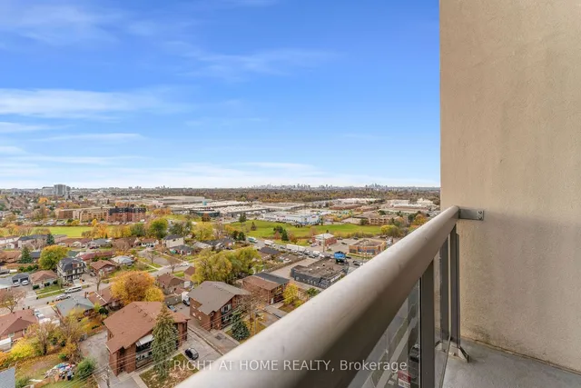 Additional image 27 of 18 Mondeo Dr Unit PH42