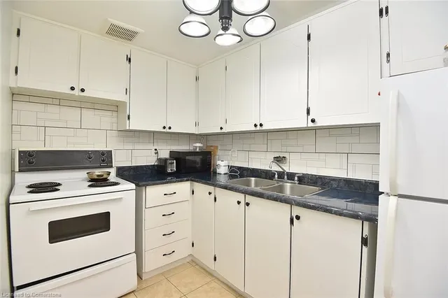 Additional image 31 of 150 Charlton Ave Unit 504