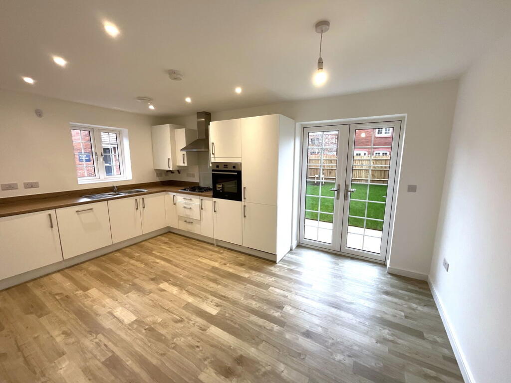 Additional image 17 of HUNNINGTON, Bromsgrove Road