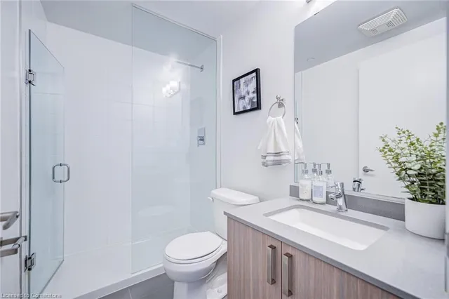 Additional image 40 of 5260 Dundas St Unit C202