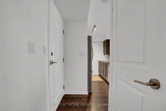 Additional image 12 of 35 Bastion St Unit 809