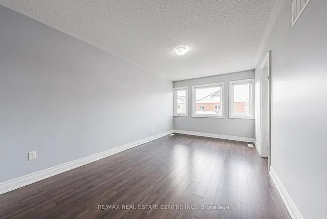 Additional image 22 of 23 Little Britain Cres