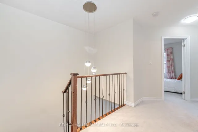 Additional image 19 of 39 Pin Lane