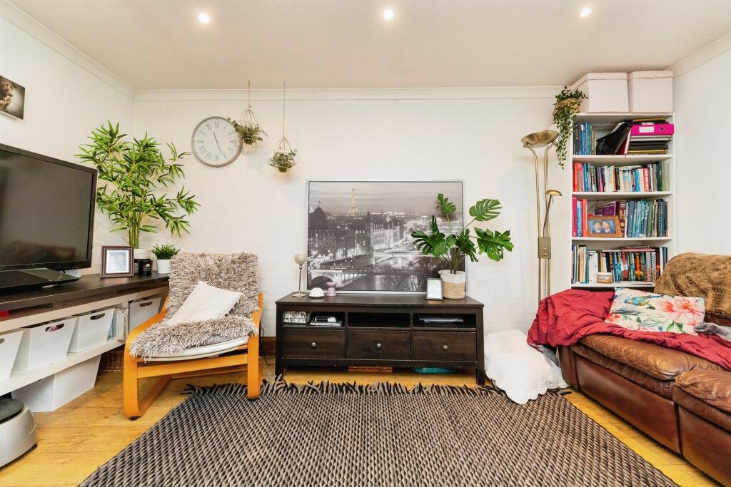 Additional image 15 of Jacobs Ladder, HATFIELD