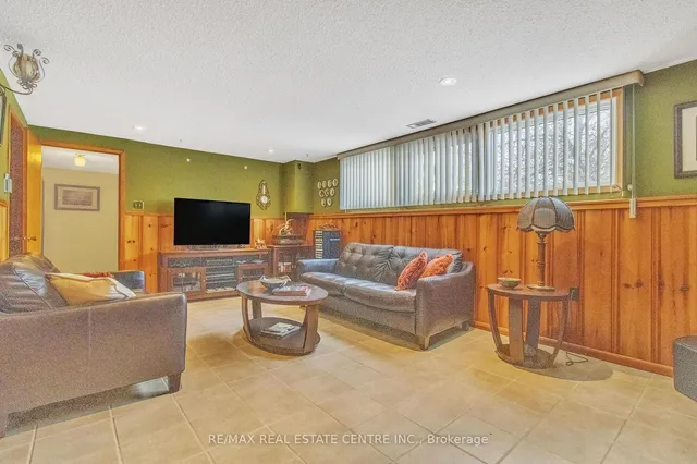 Additional image 31 of 19 Meadowland Gate