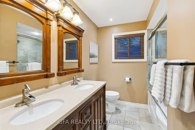 Additional image 10 of 8 Laurendale Ave