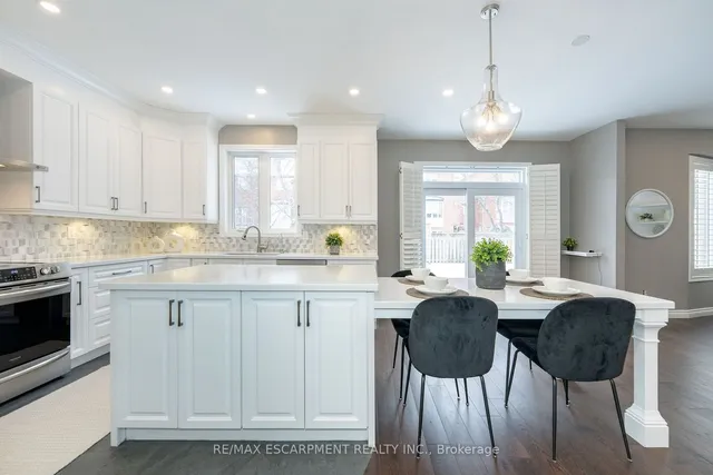 Additional image 15 of 1185 Lindenrock Dr