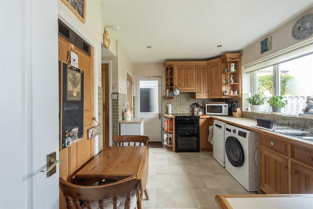 Primary image of Crosspaths, Harpenden
