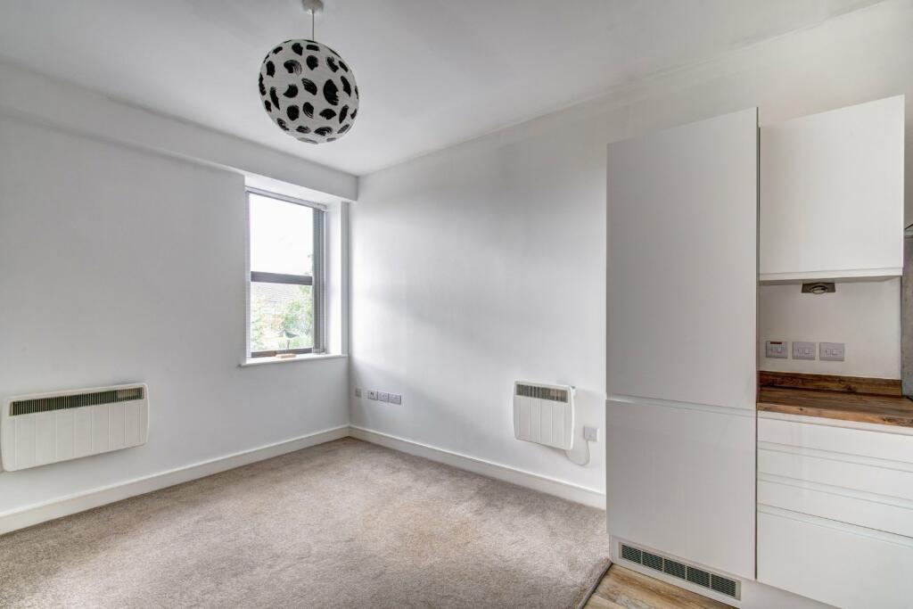 Additional image 5 of Warwick Road, Solihull, West Midlands, B92