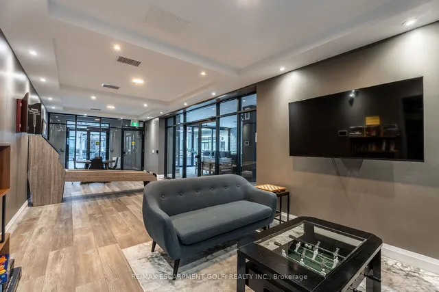 Additional image 35 of 1 Redfern Ave Unit 329