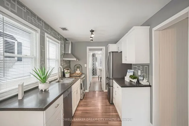 Additional image 12 of 528 UPPER WENTWORTH St