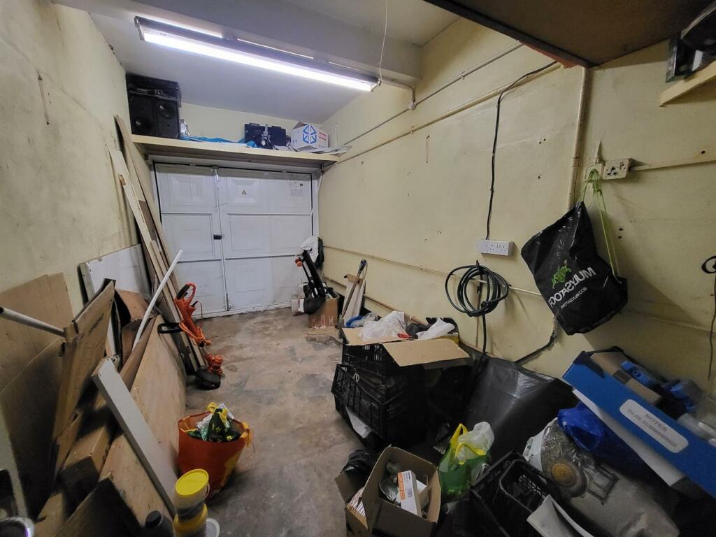 Additional image 12 of Wadhurst Road, Birmingham