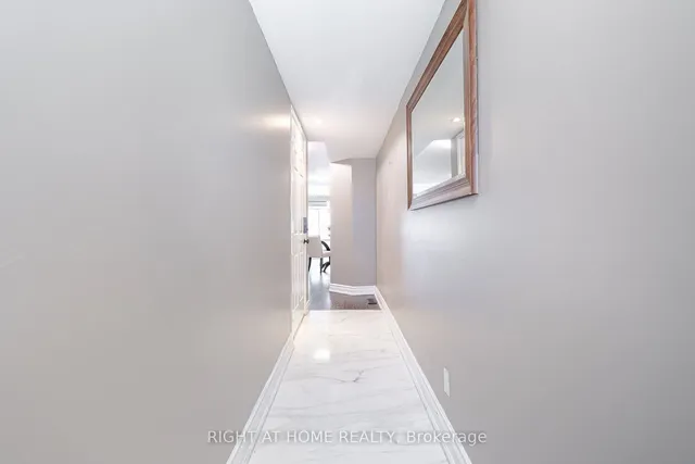 Additional image 5 of 2525 Gerrard St