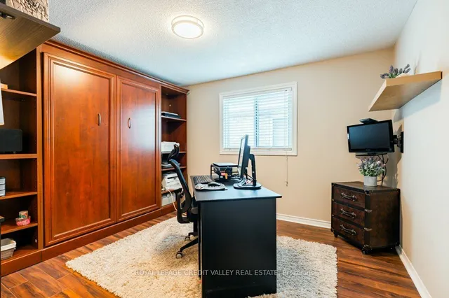 Additional image 11 of 75 Sandmere Ave