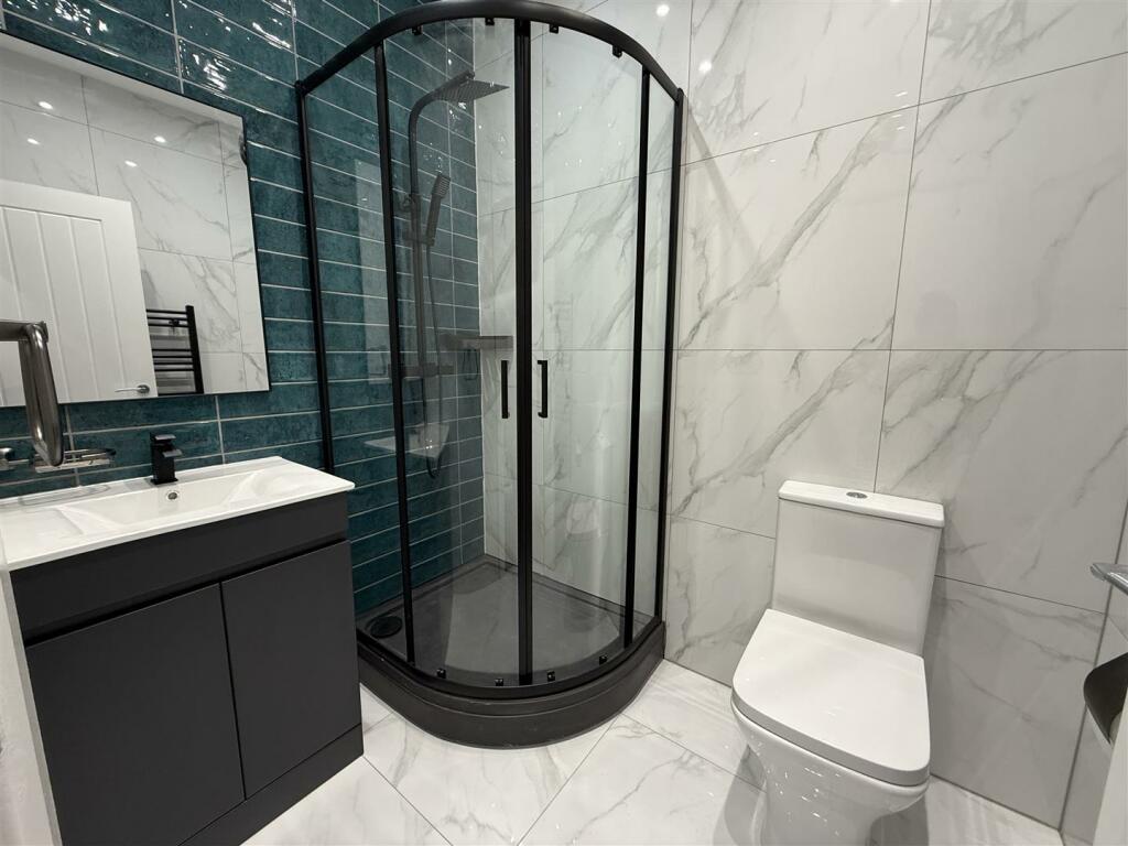 Additional image 2 of Spectrum House, East Parade, Bradford