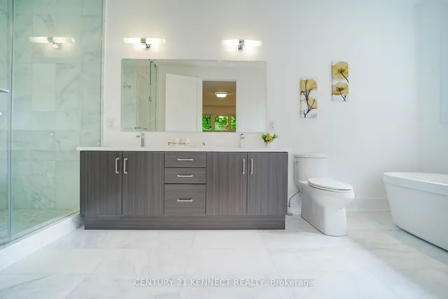 Additional image 37 of 23 Blueking Cres