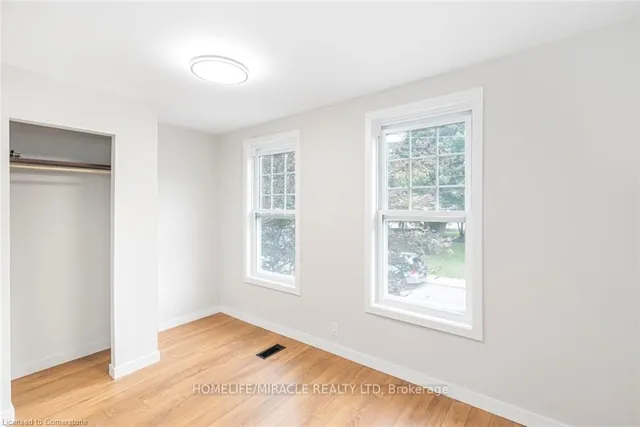 Additional image 18 of 583 John St