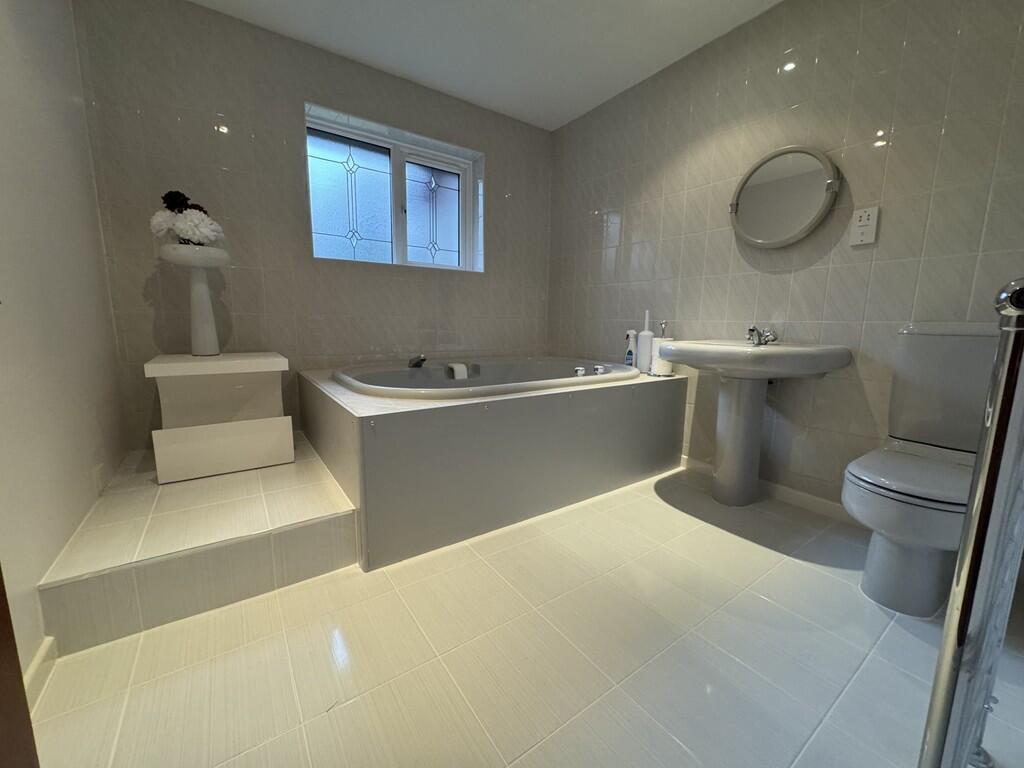 Additional image 19 of Kimpton Road, Wheathampstead