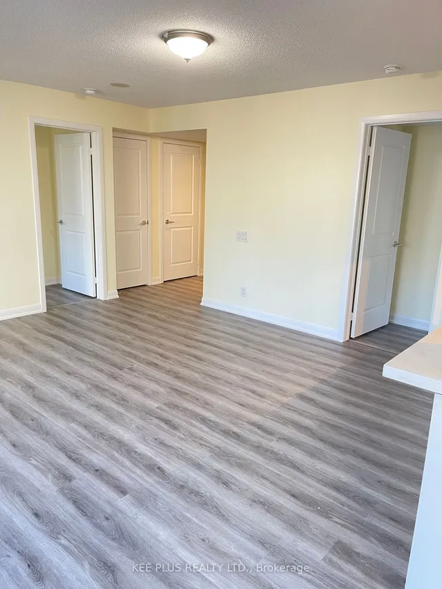 Additional image 4 of 190 Borough Dr Unit 302