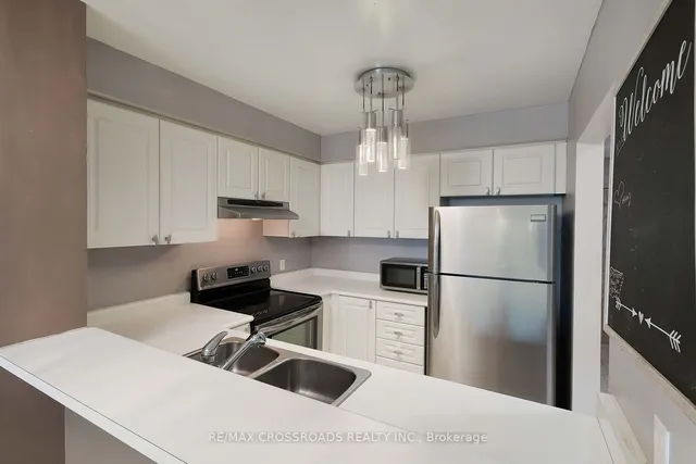 Additional image 8 of 1 Lee Centre Dr Unit 612