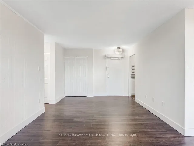 Additional image 17 of 1966 Main St Unit 1106