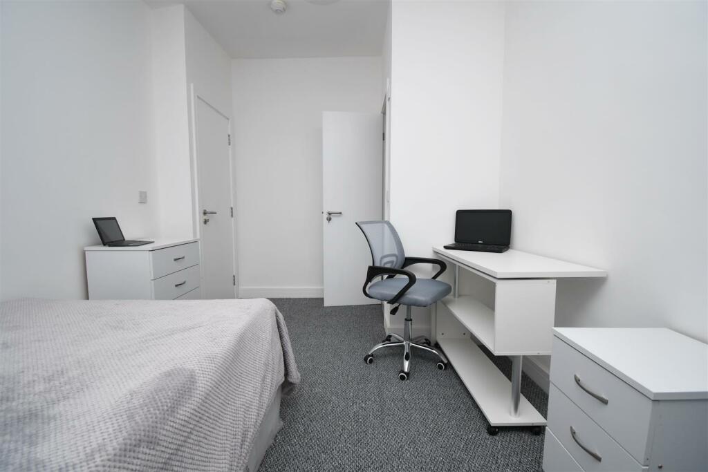 Additional image 16 of Queensberry Road, Burnley