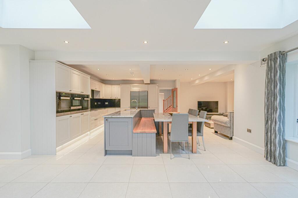 Additional image 7 of The Crescent, Hampton-In-Arden, B92