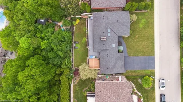 Additional image 47 of 33 Leslie Dr