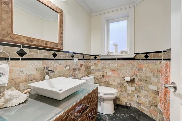 Additional image 12 of 21 Thornton Ave