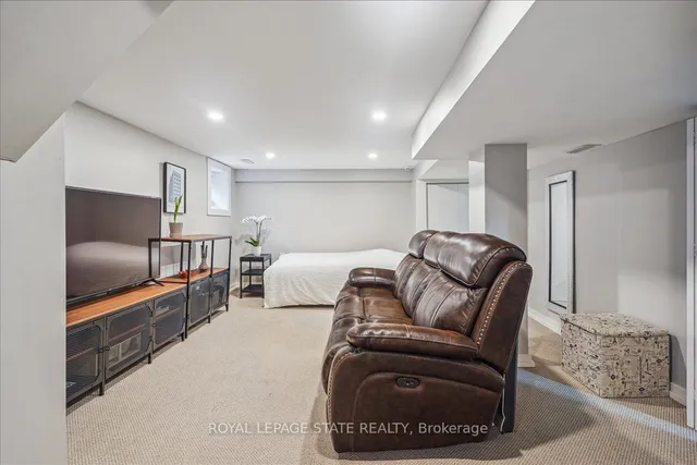 Additional image 34 of 55 Balmoral Ave