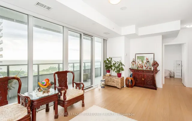 Additional image 18 of 30 Shore Breeze Dr Unit 1616