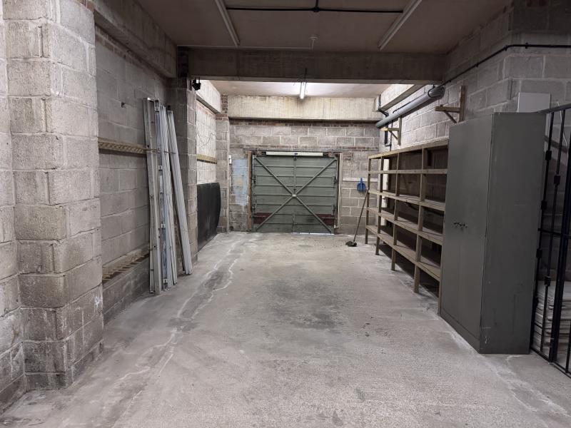 Additional image 5 of SHOP TO LET, 35 Forest Hill, Yeovil BA20 2PH
