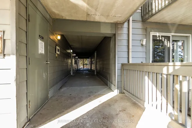 Additional image 4 of 2040 Cleaver Ave Unit 102