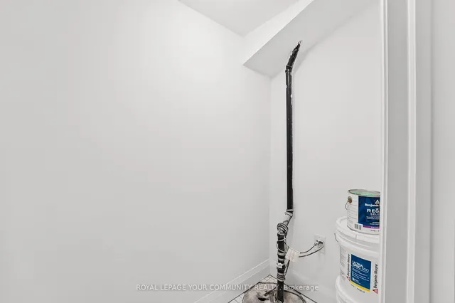 Additional image 16 of 175 William Duncan Rd Unit 5